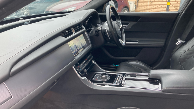 Jaguar XF 2.0d [180] R-Sport 4dr Auto Diesel Saloon